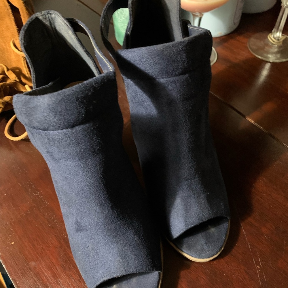 Soda, blue suede heels, size 7.